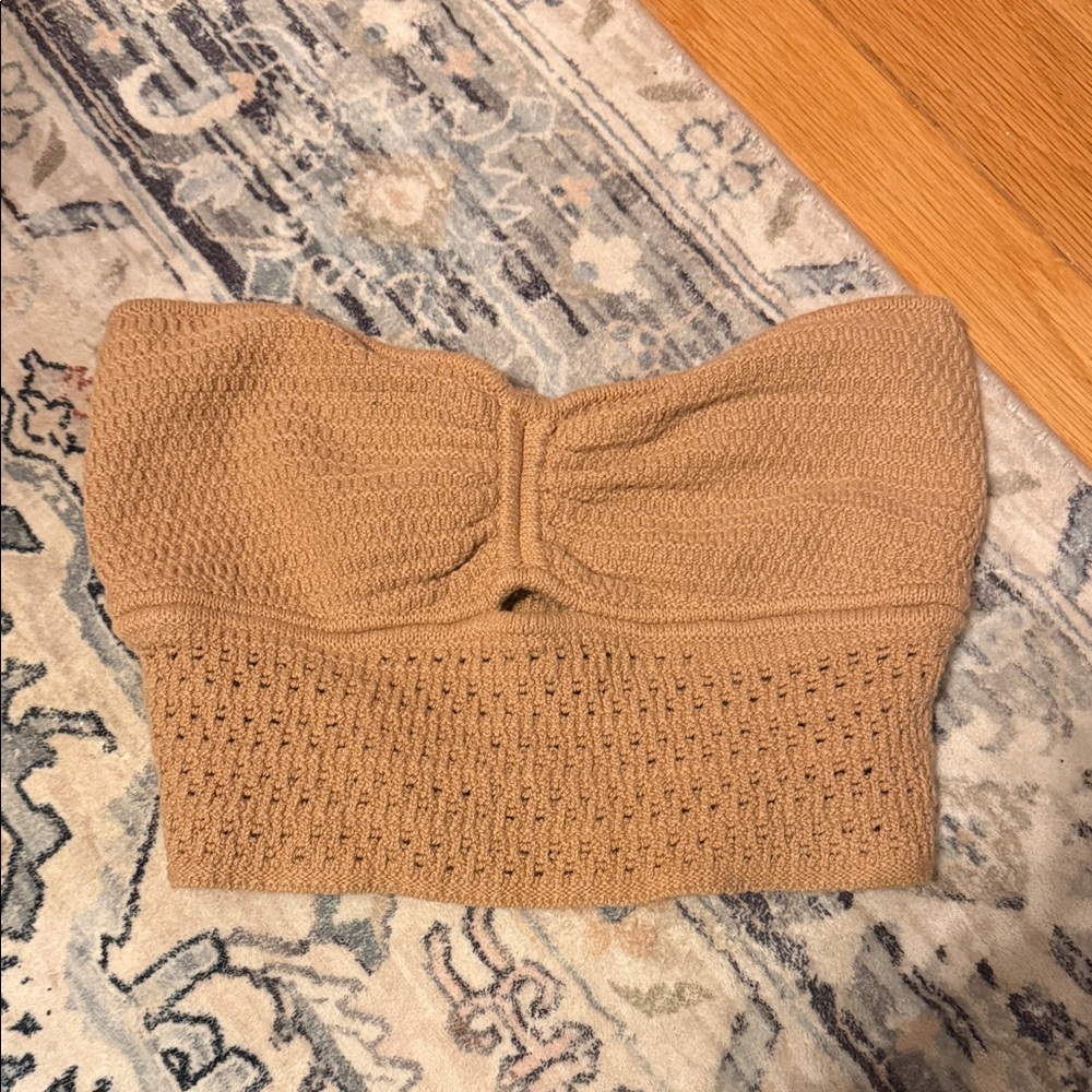 American Eagle women’s crop top